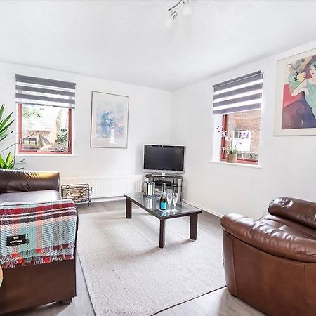 30 Fewster Way York Apartamento Exterior foto