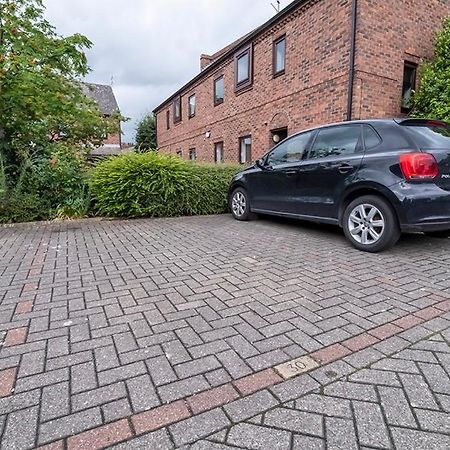 30 Fewster Way York Apartamento Exterior foto